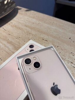 Predám Iphone 13 - 2