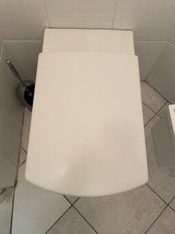 WC - 2