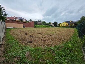 stavebný pozemok pre rodinný dom 961 m2, Nemšová - Ľuborča. - 2