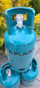 Predám 5kg originál propánovú plnú fľašu ku grilu. - 2
