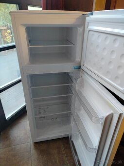 Chladnička s mrazničkou - 2