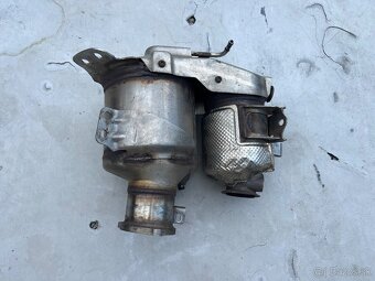 AUDI A4 A5 A6 Q5 2.0TDI 100/110KW DPF FILTER PEVNÝCH ČASTÍC - 2