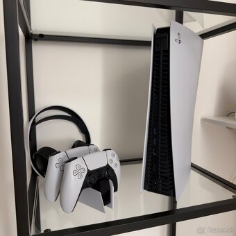 PlayStation 5 + 2 ovládače, slúchadlá + 2TB SSD - 2
