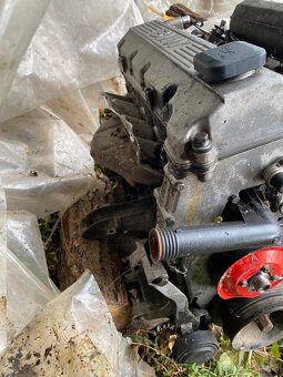 Motor Bmw e36 316i M43B16 - 2