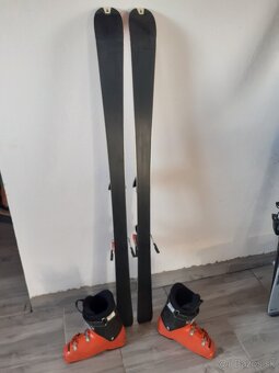 Predám juniorske lyže atomic race - 2