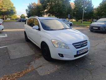 Kia Ceed Combi 2,0 CRDI - 2