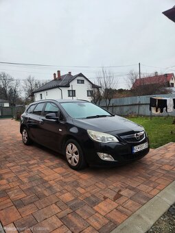 Opel Astra J Sport Tourer 2012 - 2