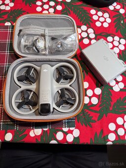 DJI Neo Charging Hub + 3 batérie - 2