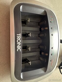 Nabijacka roznych baterii - 2