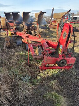 Otočný pluh Pötinger Servo 4+1 - 2