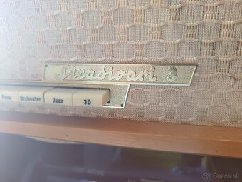 Rádio Stradivari 3,Sniežka R207 - 2