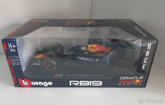 Red Bull RB19 - Max Verstappen 2023 - 1:18 Bburago - 2