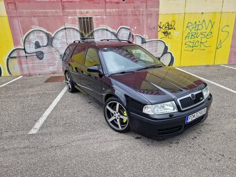 Skoda Octavia 1.8T RS - 2