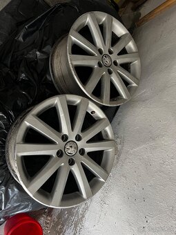 5x112 R17 ET47 7.5J - 2