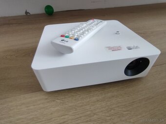 Projektor LG CineBeam PF610P - 2