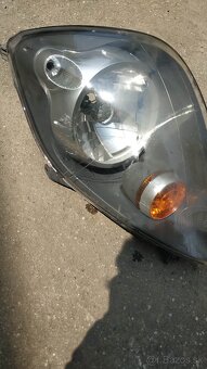 Ford Fiesta mk5 svetlomet 2005 az 2008 - 2