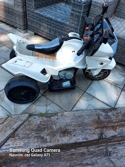 Elektricka motorka trojkolka detska policajna - 2