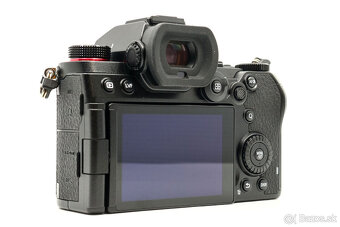 Panasonic Lumix S5 vo výbornom stave - 2