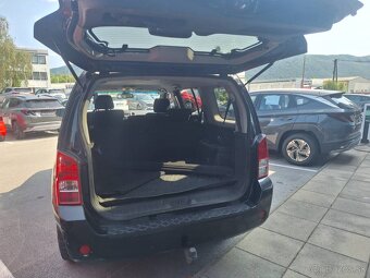 Nissan Pathfinder 2.5 dCi XE - 2
