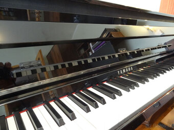 Digitálne piano, klavír YAMAHA CLP 585 - 2