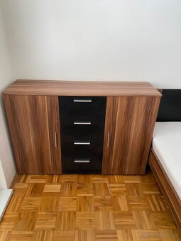 Šatníková skriňa s komodou - 2