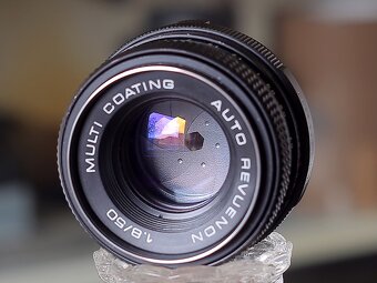 Auto REVUENON 50mm / F 1,8 / M42 (Trioplan bokeh) - 2