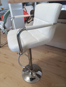 Barová stolička - 2