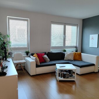 3 izbový byt s parkovacím miestom, Kaštielska, Ružinov - 2