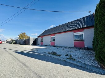 Na predaj priestranný 4i RD v obci Gajary. - 2