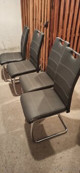 Predám kuchynské stoličky - 2