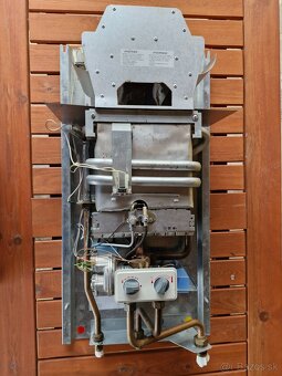 Predám prietokový ohrievač MORA VEGA 10E MAX - 2