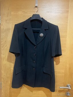 Čierny dámsky kostým - 2