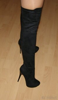 Nové čierne semišové čižmy nad kolená č.37 - 2