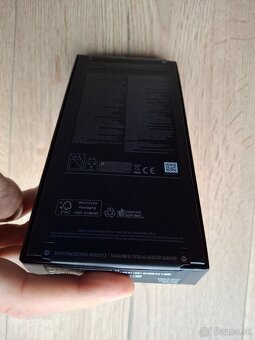 Novy-nerozbaleny Galaxy Z Flip6 - 2