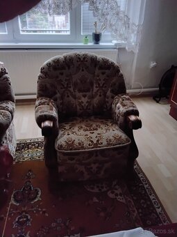 Predam ,krasne starozitne kreslo - 2