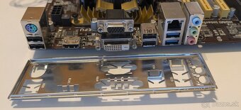 Asus H87-PLUS + i7 4771 + 16GB DDR3 - 2