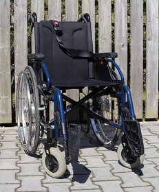 040-Mechanický invalidný vozík Meyra. - 2