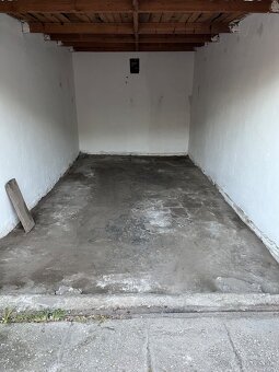 Garaz Nové Zamky Bratislavská cesta - 2