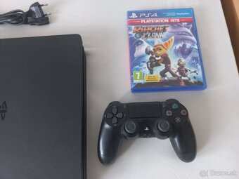 Playstation 4 Slim - 2