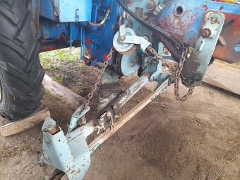 Traktor RS 09, bočná kosa - 2