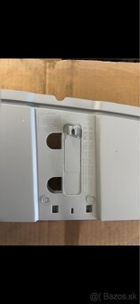 Predam nove plastove dvierka nadrže Mercedes w639 - 2