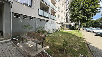 Na predaj 1i byt, 39m2, v Brezne - čiastočne zrekonštruovan - 2