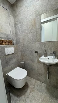 2i byt s predzáhradkou v novostavbe Panoráma - 2