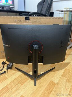 Herný 2K monitor MSI 32” zakrivený - 2