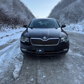 Škoda superb 2.0 TDi DSG - 2