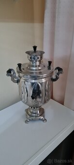 Starožitný set samovarov a mosadzné dekoratívne vázy - 2