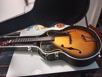 ELEKTRICKA GITARA - 2