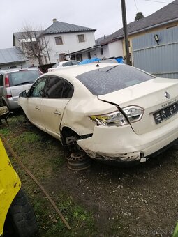 Rozpredám renault fluence - 2