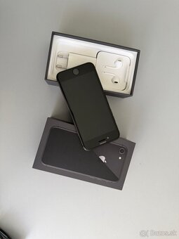 iPhone 8 - 2