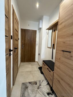 Na predaj 1,5-izb. byt v centre Senice - 2